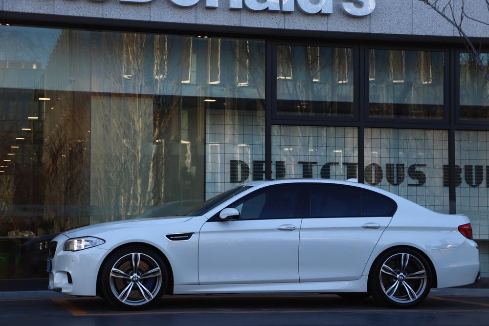 BMW BMW M5