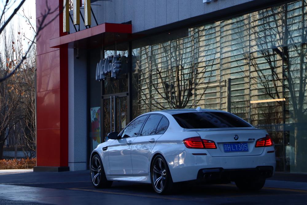 BMW BMW M5