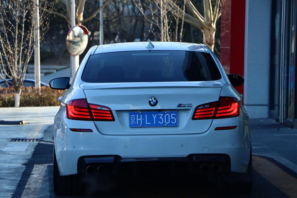 BMW BMW M5