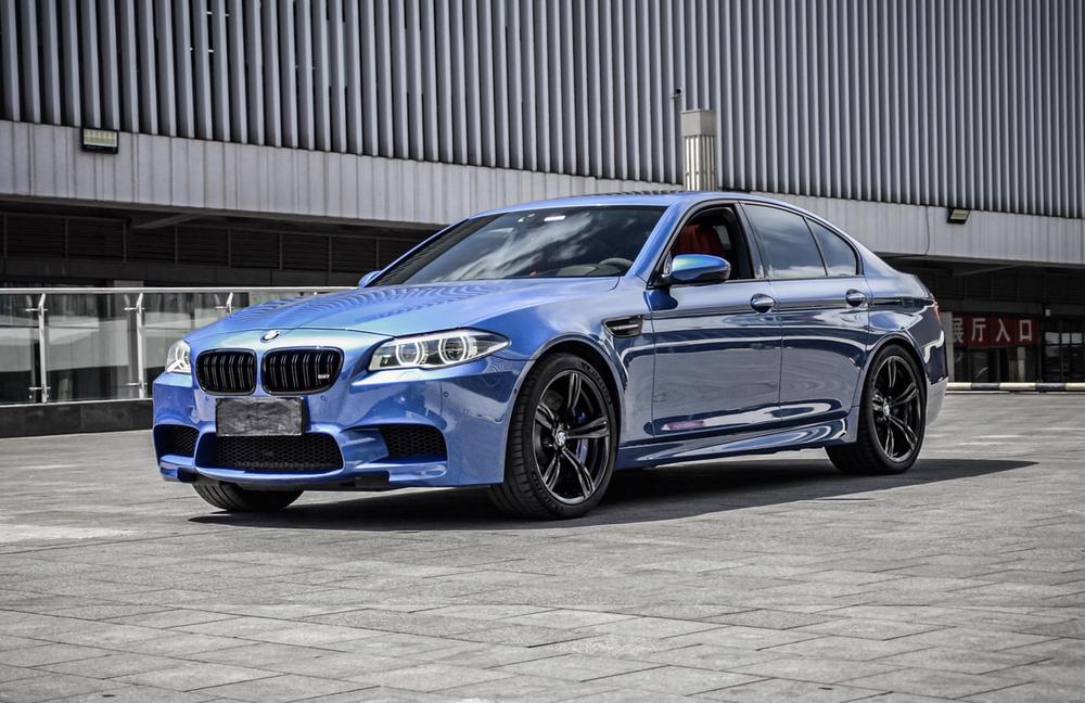 BMW BMW M5