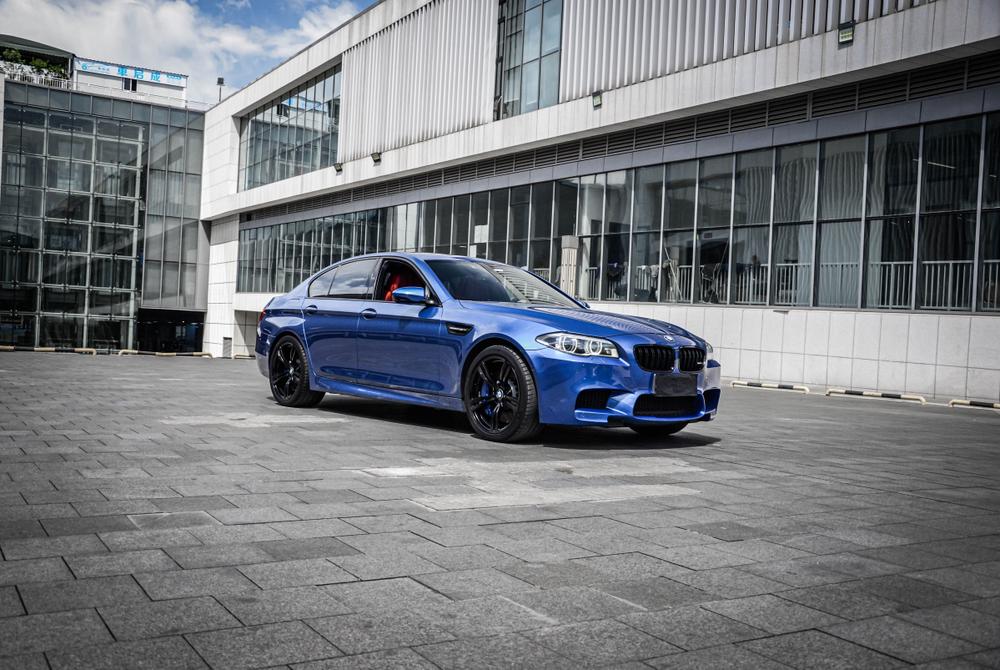 BMW BMW M5