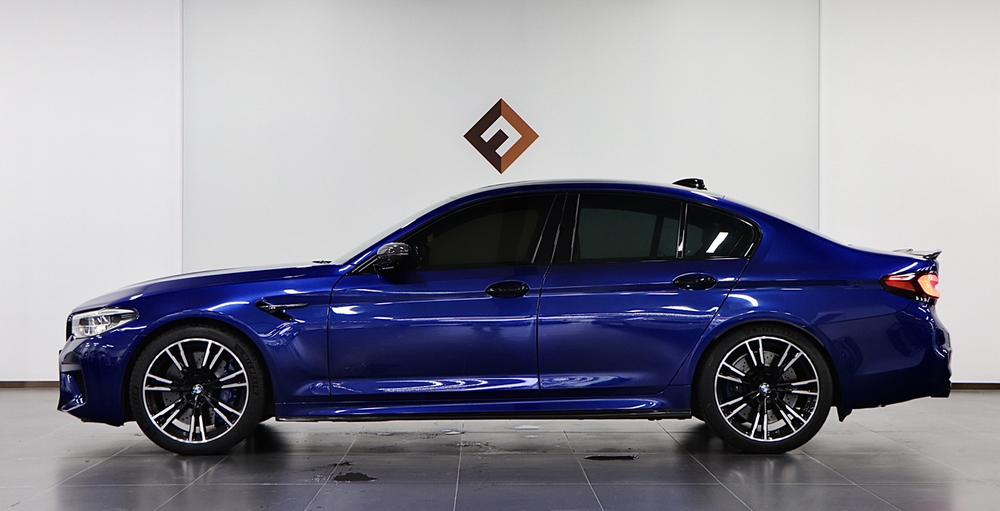 BMW BMW M5