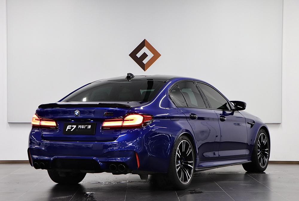 BMW BMW M5