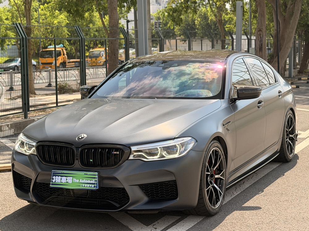 BMW BMW M5