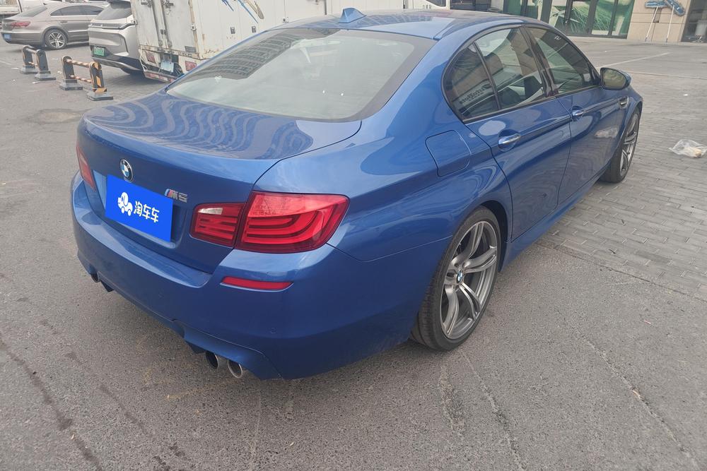 BMW BMW M5