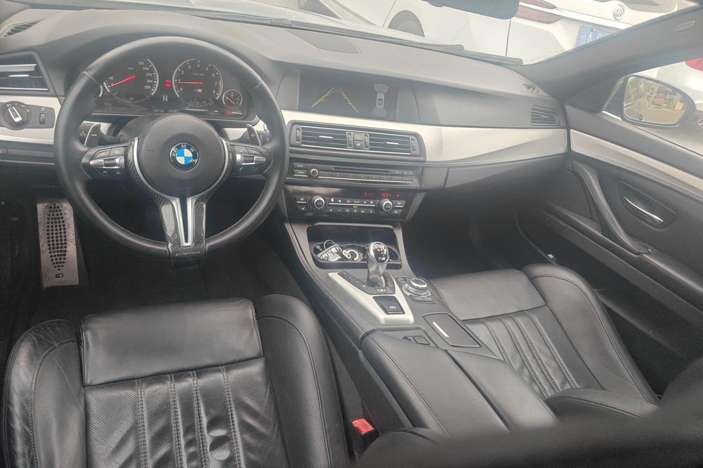 BMW BMW M5