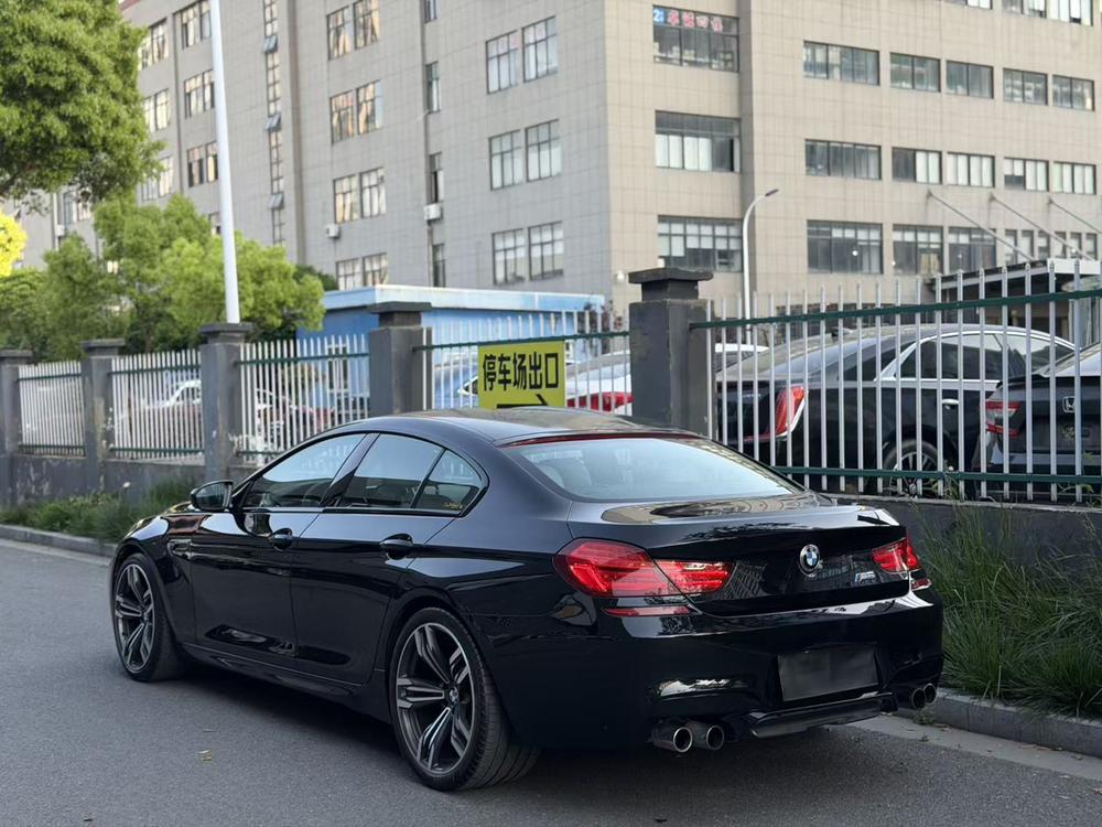 BMW BMW M6