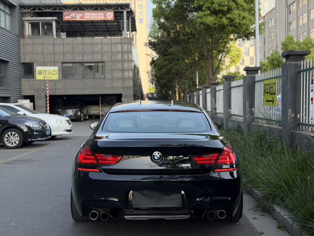 BMW BMW M6