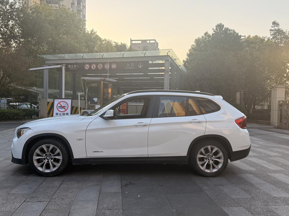 BMW BMW X1 (Import)