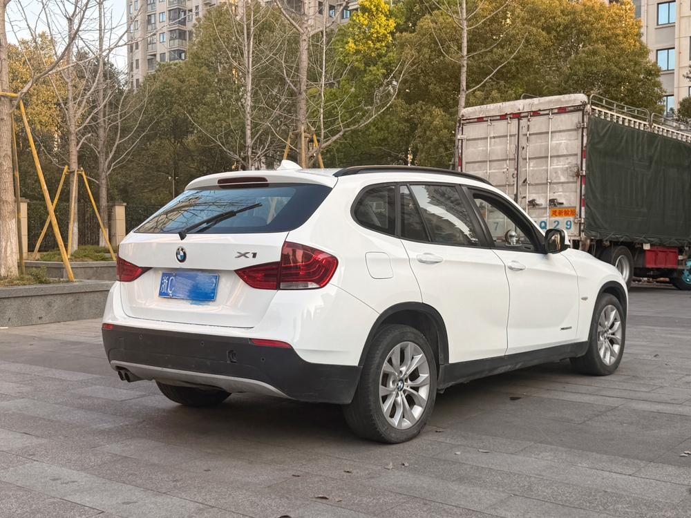 BMW BMW X1 (Import)