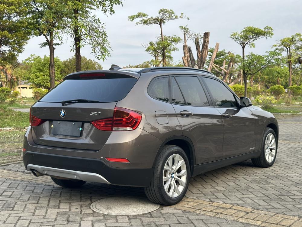 BMW BMW X1 (Import)