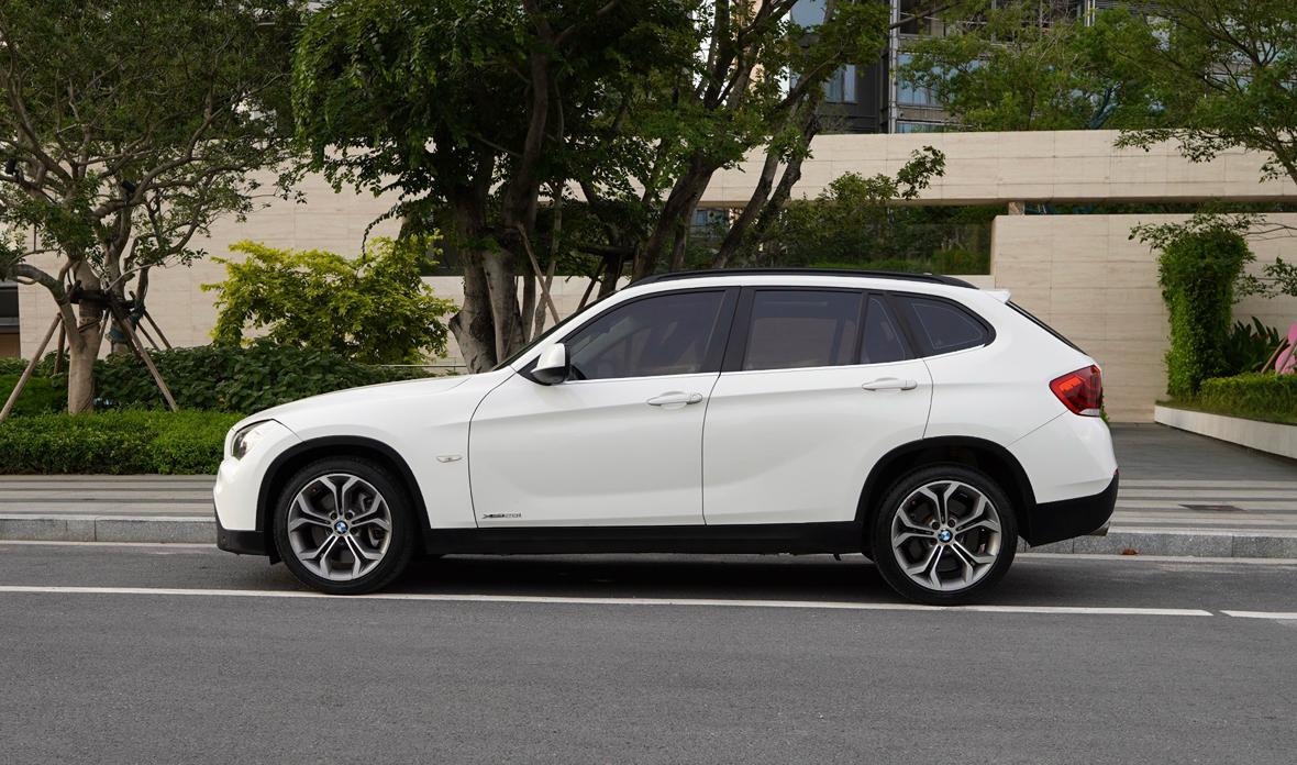 BMW BMW X1 (Import)