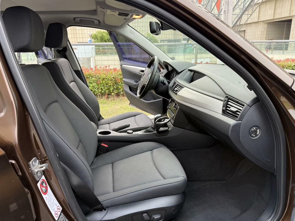 BMW BMW X1 (Import)