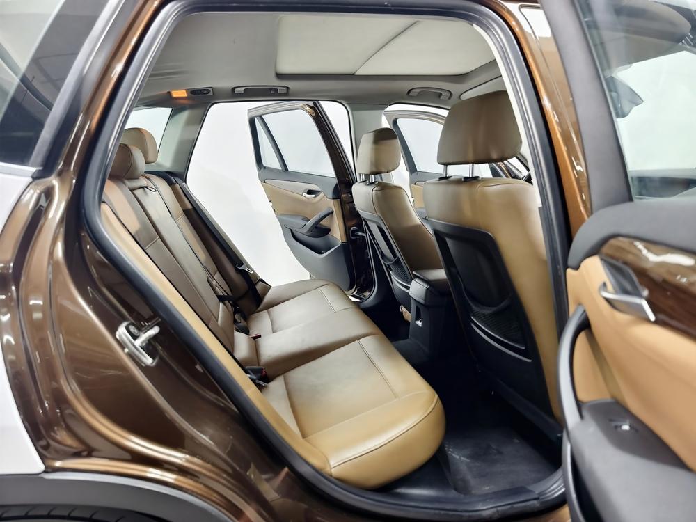 BMW BMW X1 (Import)
