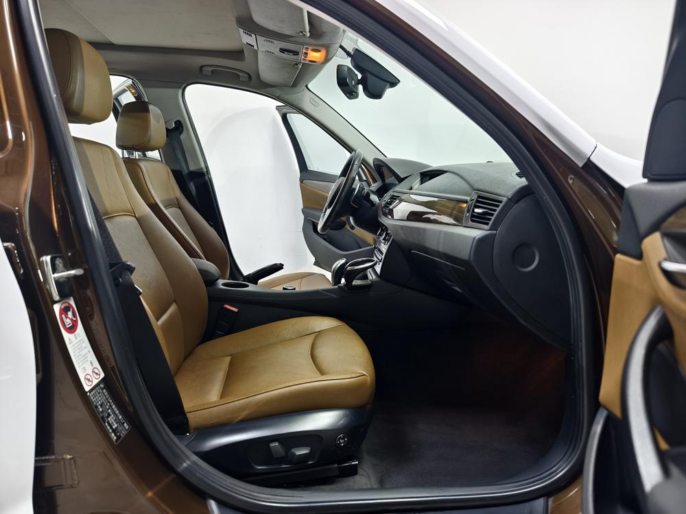 BMW BMW X1 (Import)