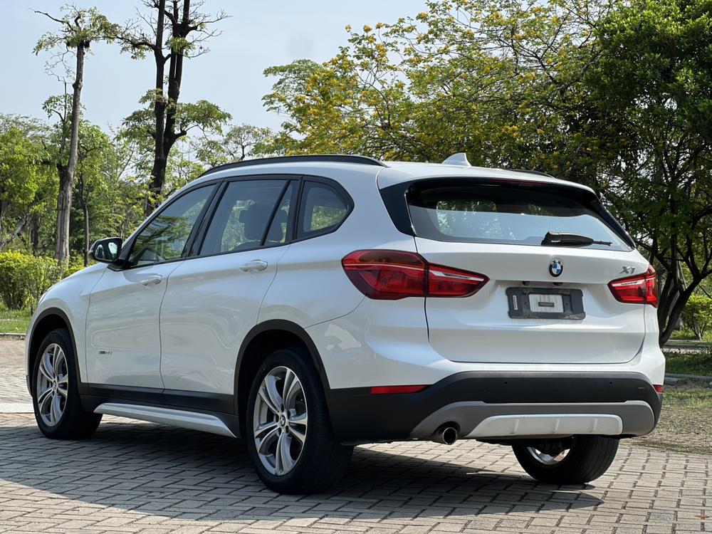 BMW BMW X1