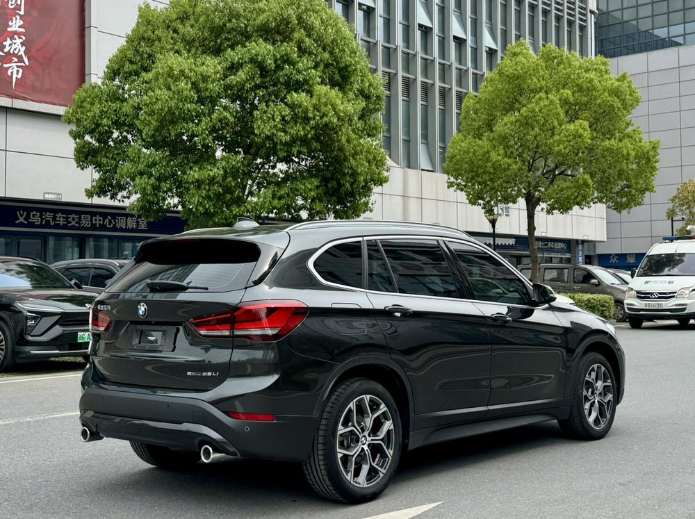 BMW BMW X1