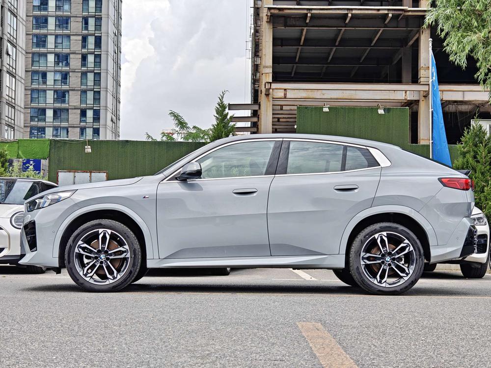 BMW BMW X2 (Import)