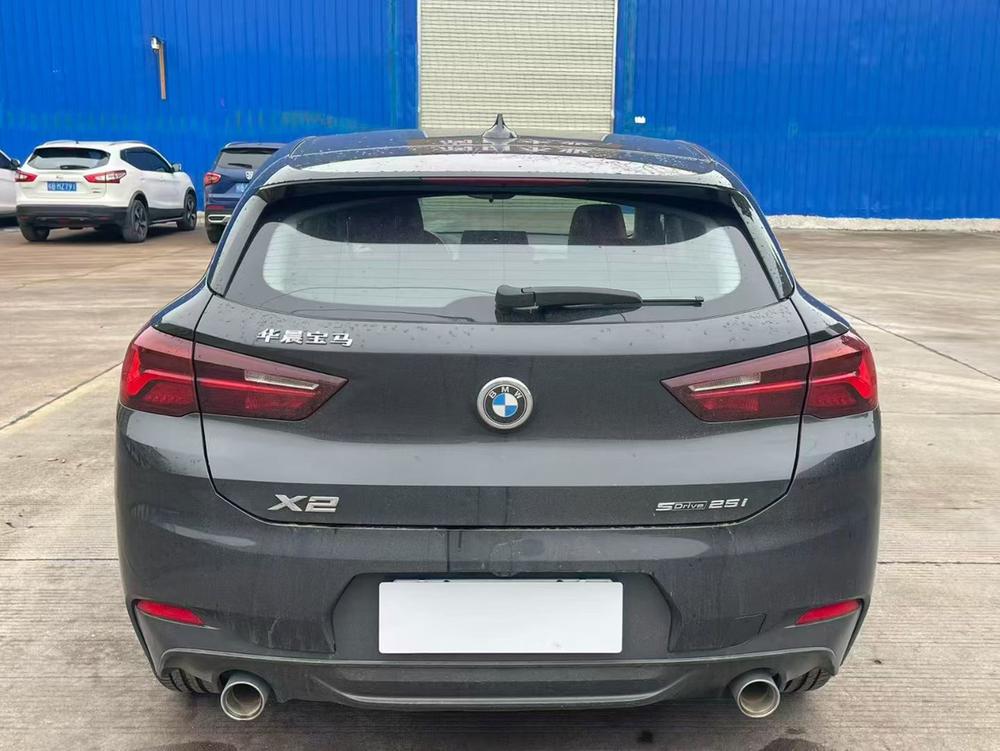 BMW BMW X2