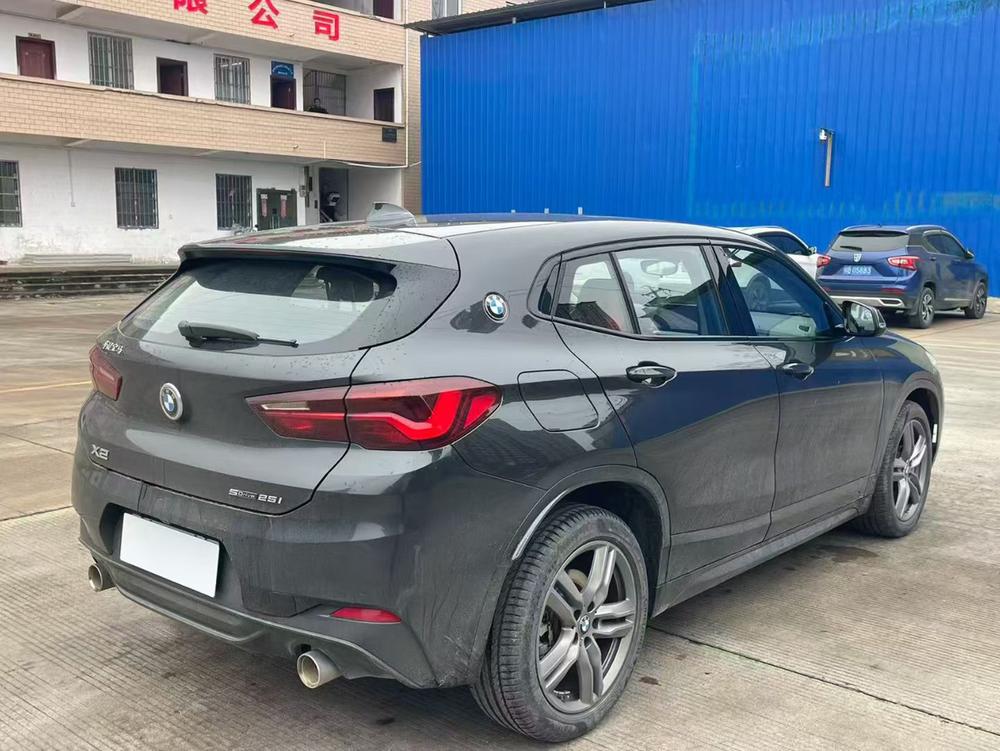 BMW BMW X2