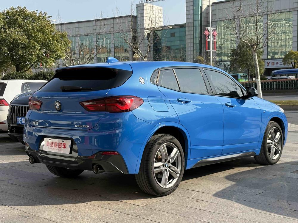 BMW BMW X2