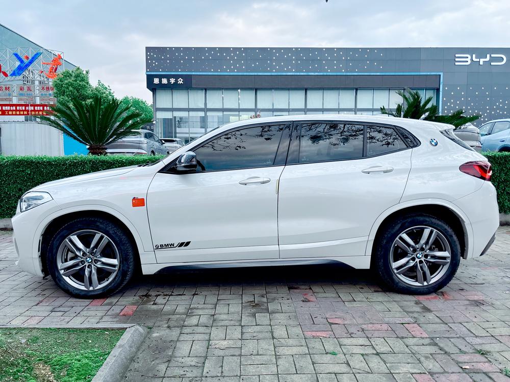 BMW BMW X2