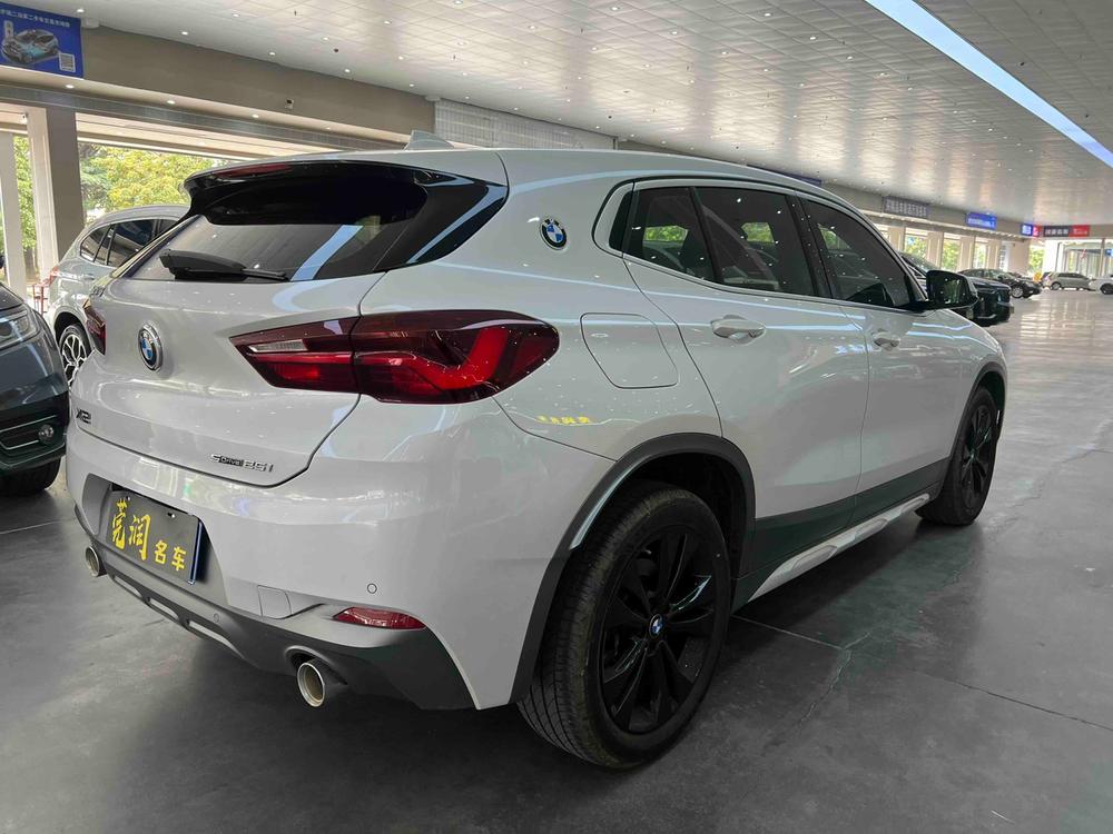 BMW BMW X2
