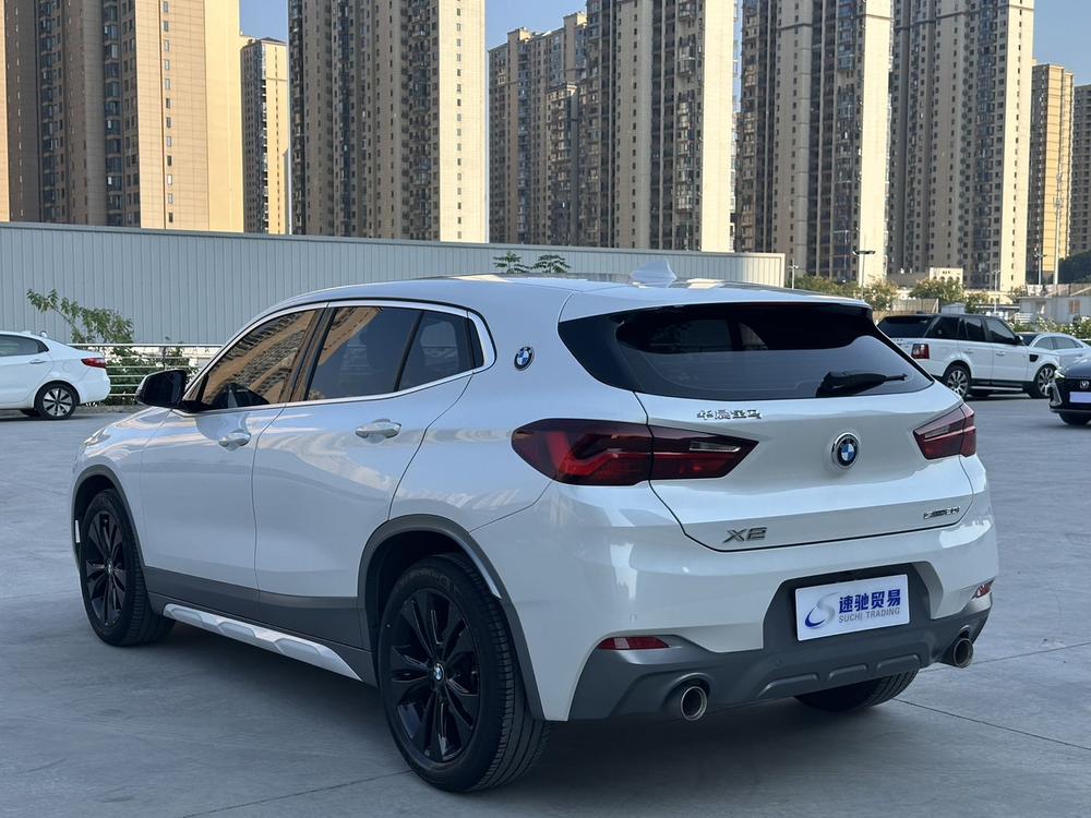 BMW BMW X2