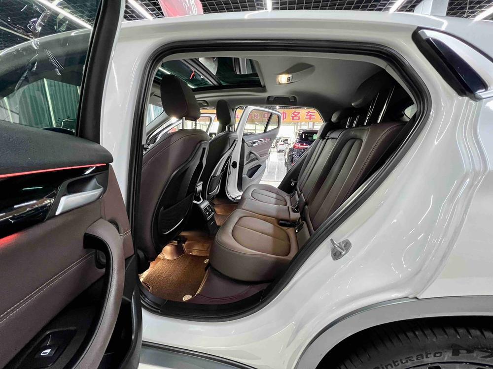 BMW BMW X2