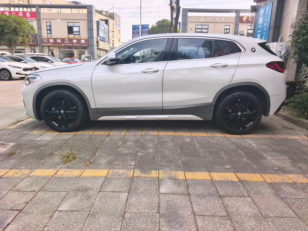 BMW BMW X2