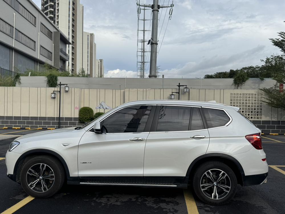 BMW BMW X3 (Import)