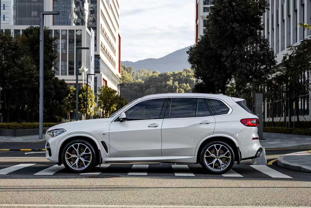 BMW BMW X5 (Import)