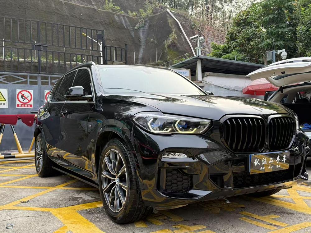BMW BMW X5 (Import)