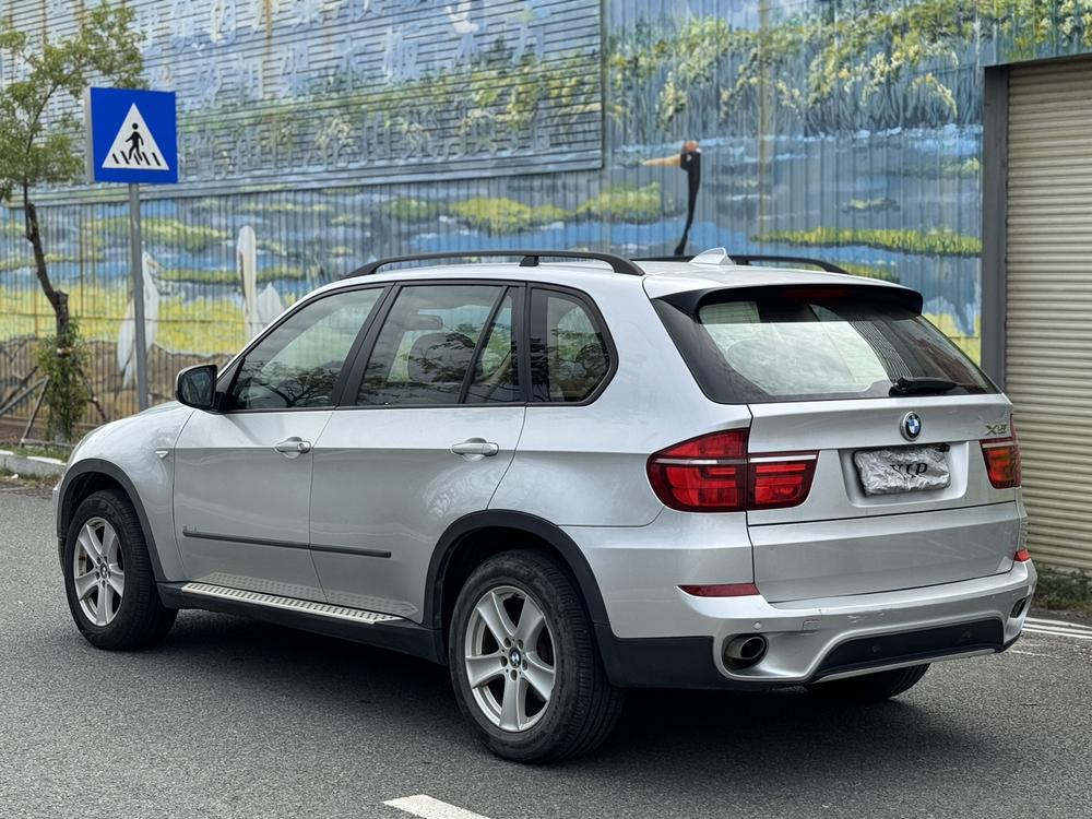 BMW BMW X5 (Import)
