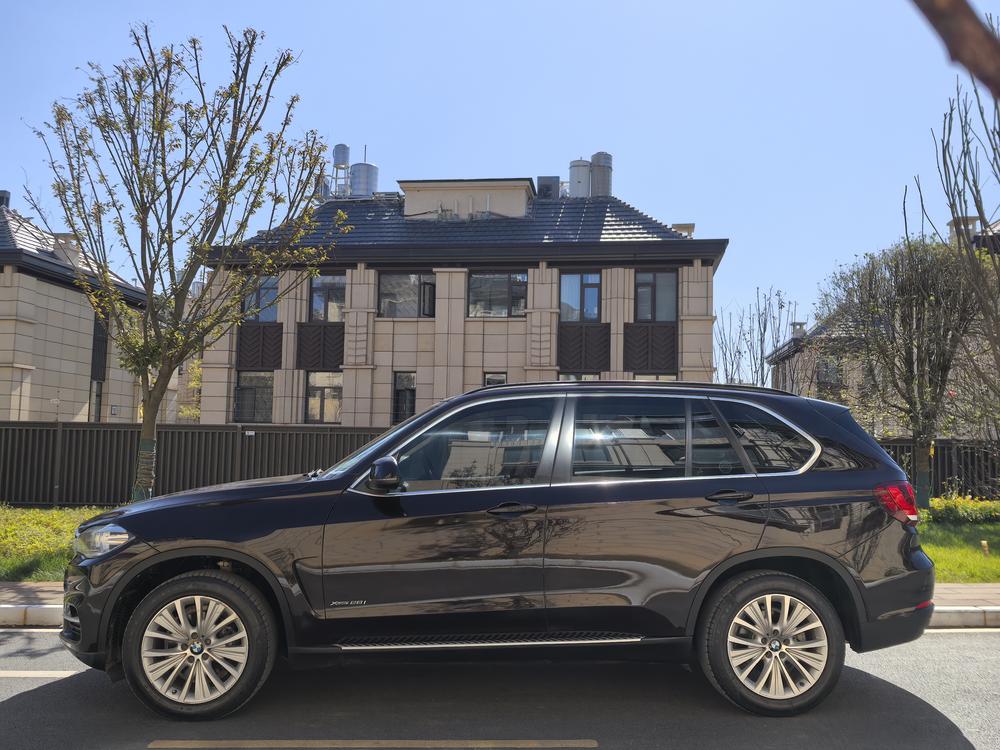 BMW BMW X5 (Import)