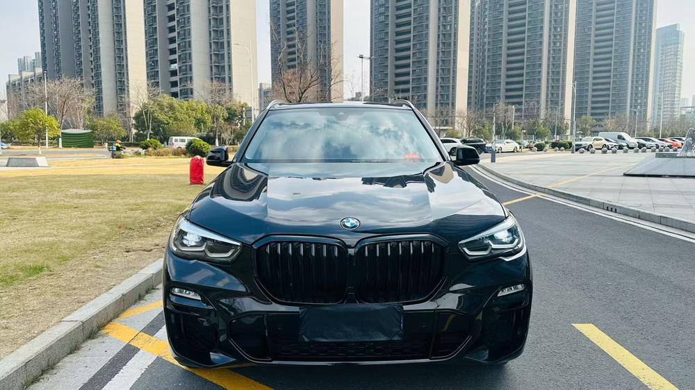 BMW BMW X5 (Import)