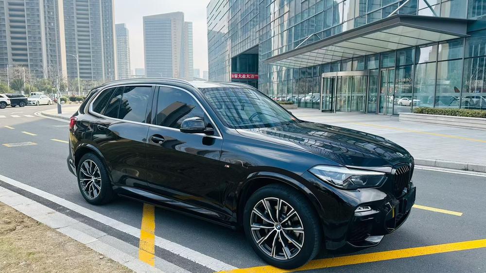 BMW BMW X5 (Import)