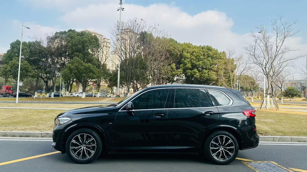 BMW BMW X5 (Import)