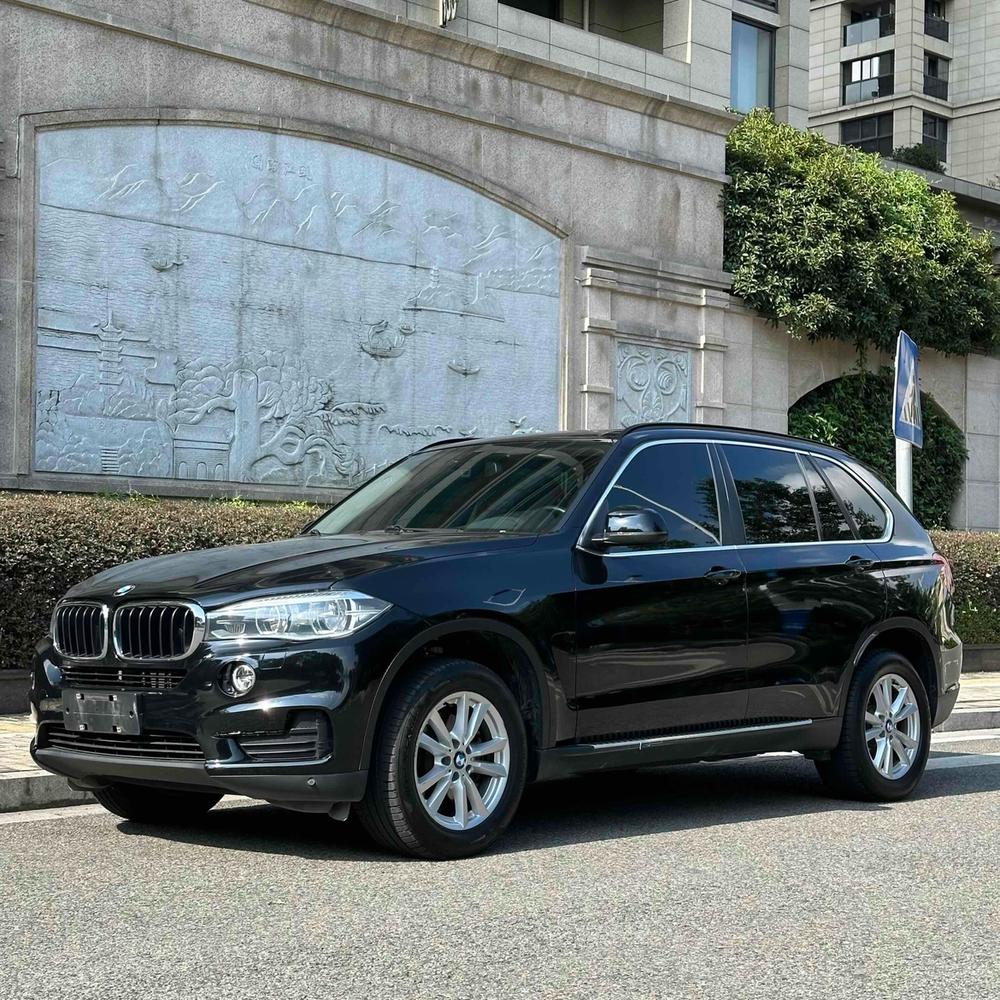 BMW BMW X5 (Import)