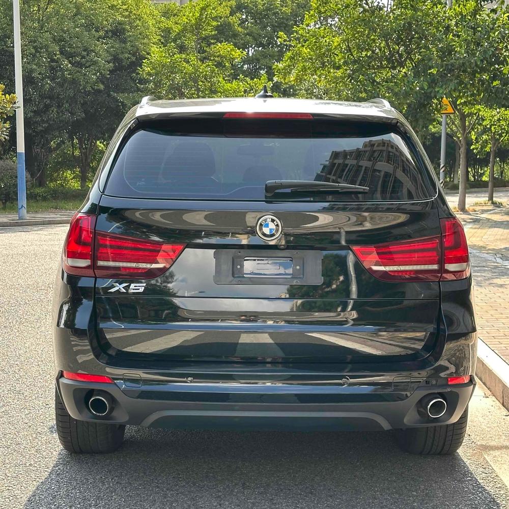 BMW BMW X5 (Import)