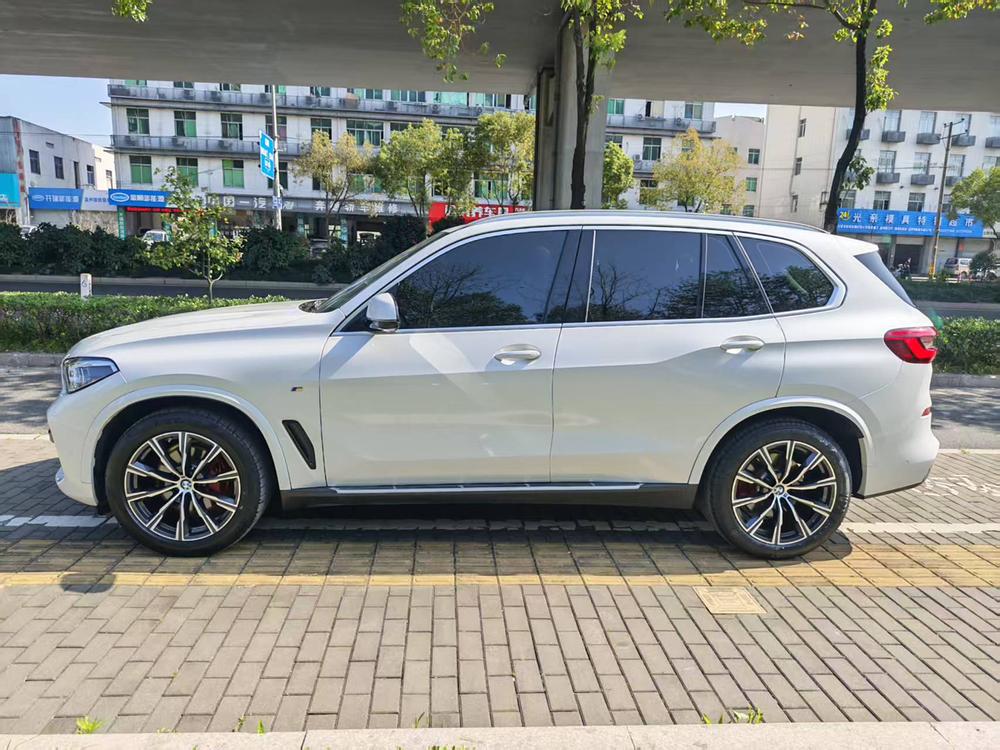 BMW BMW X5 (Import)