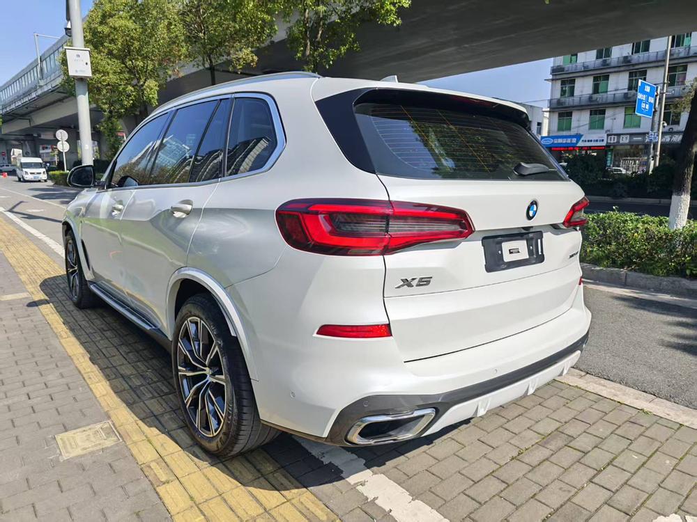 BMW BMW X5 (Import)