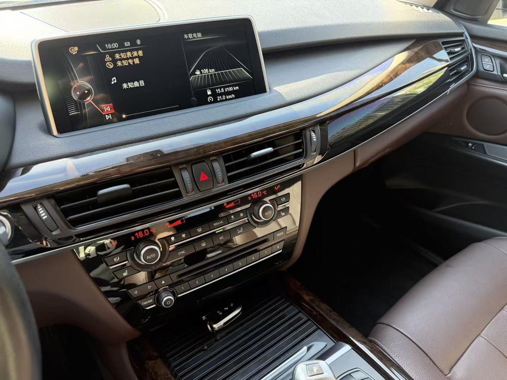 BMW BMW X5 (Import)