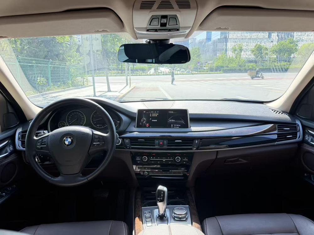 BMW BMW X5 (Import)