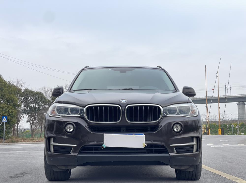 BMW BMW X5 (Import)