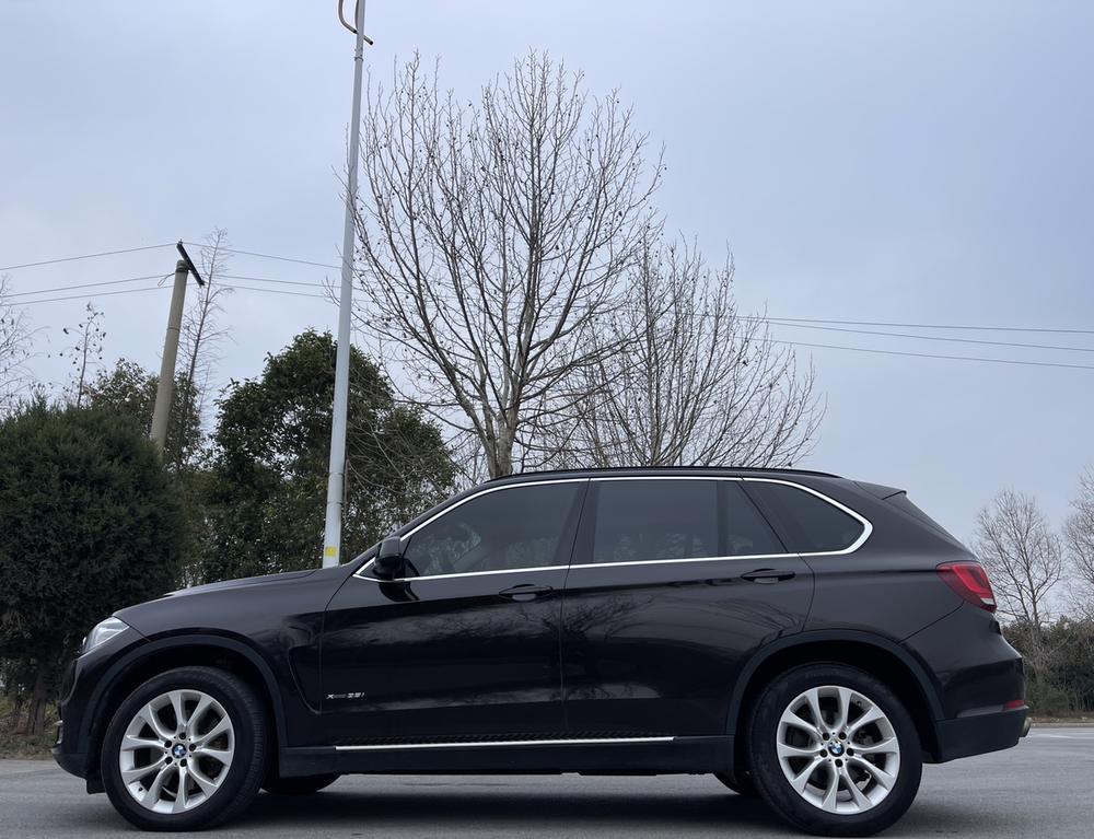 BMW BMW X5 (Import)