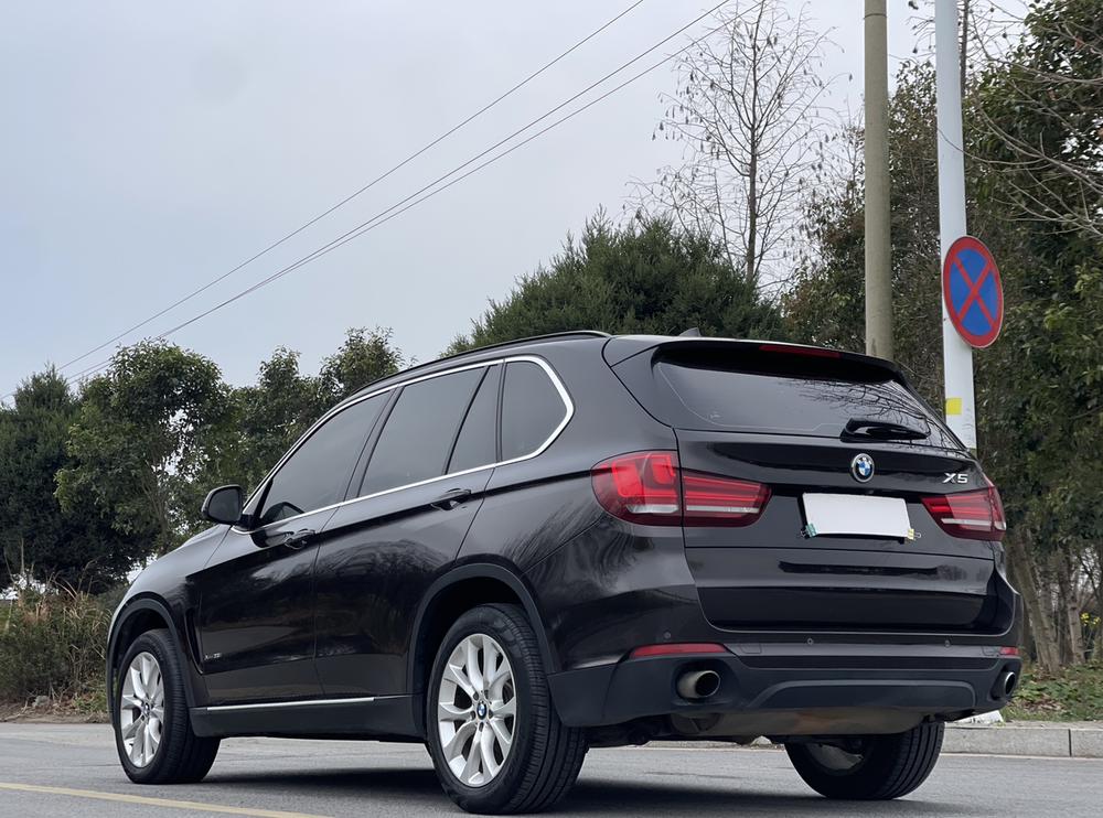 BMW BMW X5 (Import)
