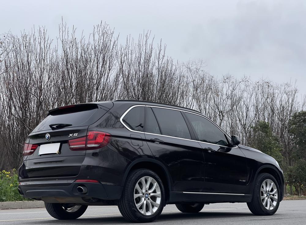 BMW BMW X5 (Import)