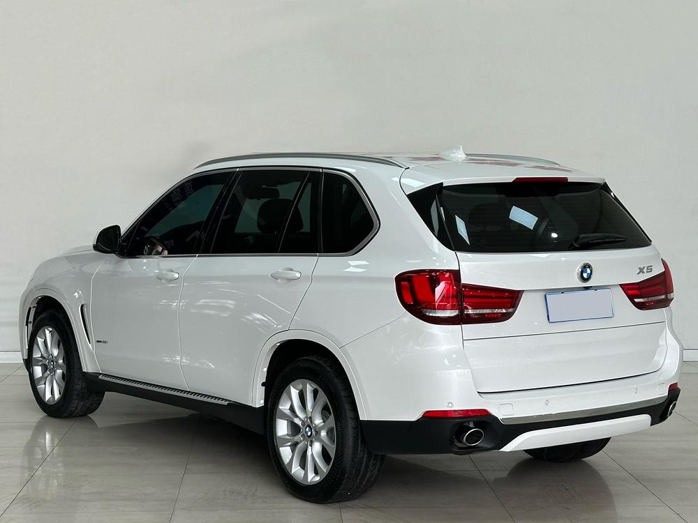 BMW BMW X5 (Import)