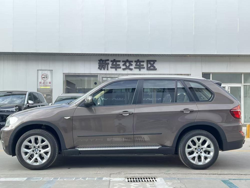 BMW BMW X5 (Import)